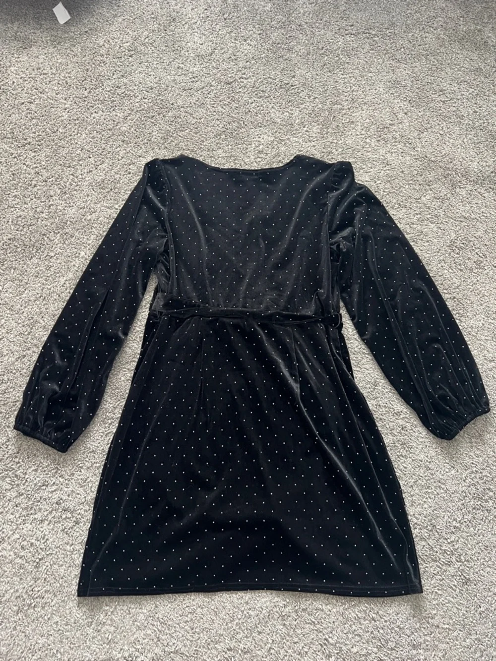 Nine West Faux Wrap Dress Black Velour w/ Tiny Silver Beads & Tie Belt - Size XL - Picture 4 of 12